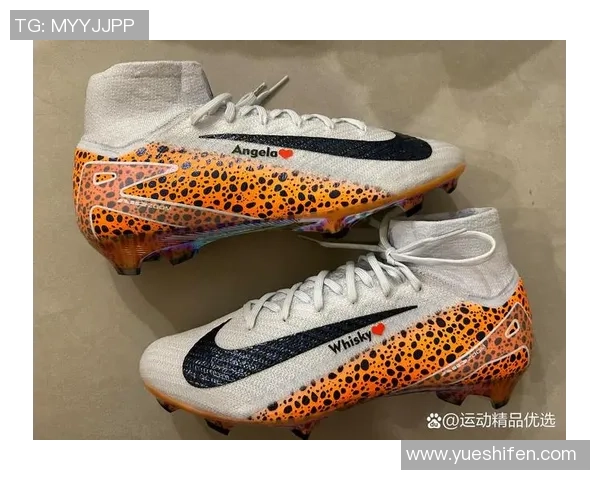 球星如何选择足球鞋的秘诀与背后考虑因素解析